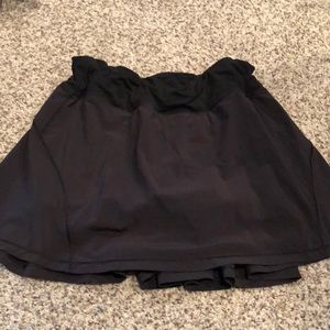 Size 6 tall lululemon tennis skit